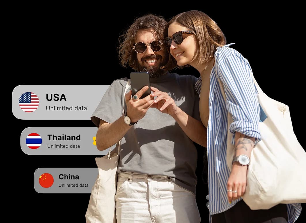 Travelers choosing plans