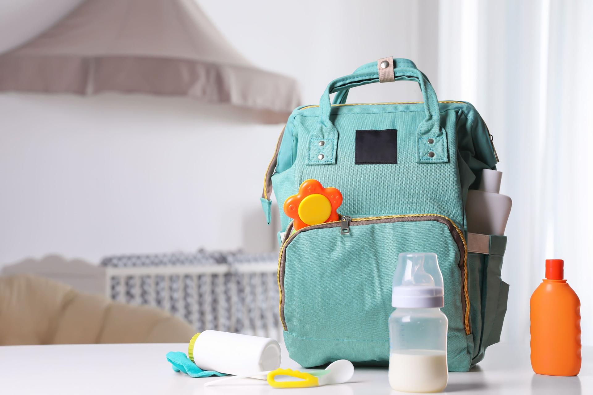 What things to pack for travel with a child