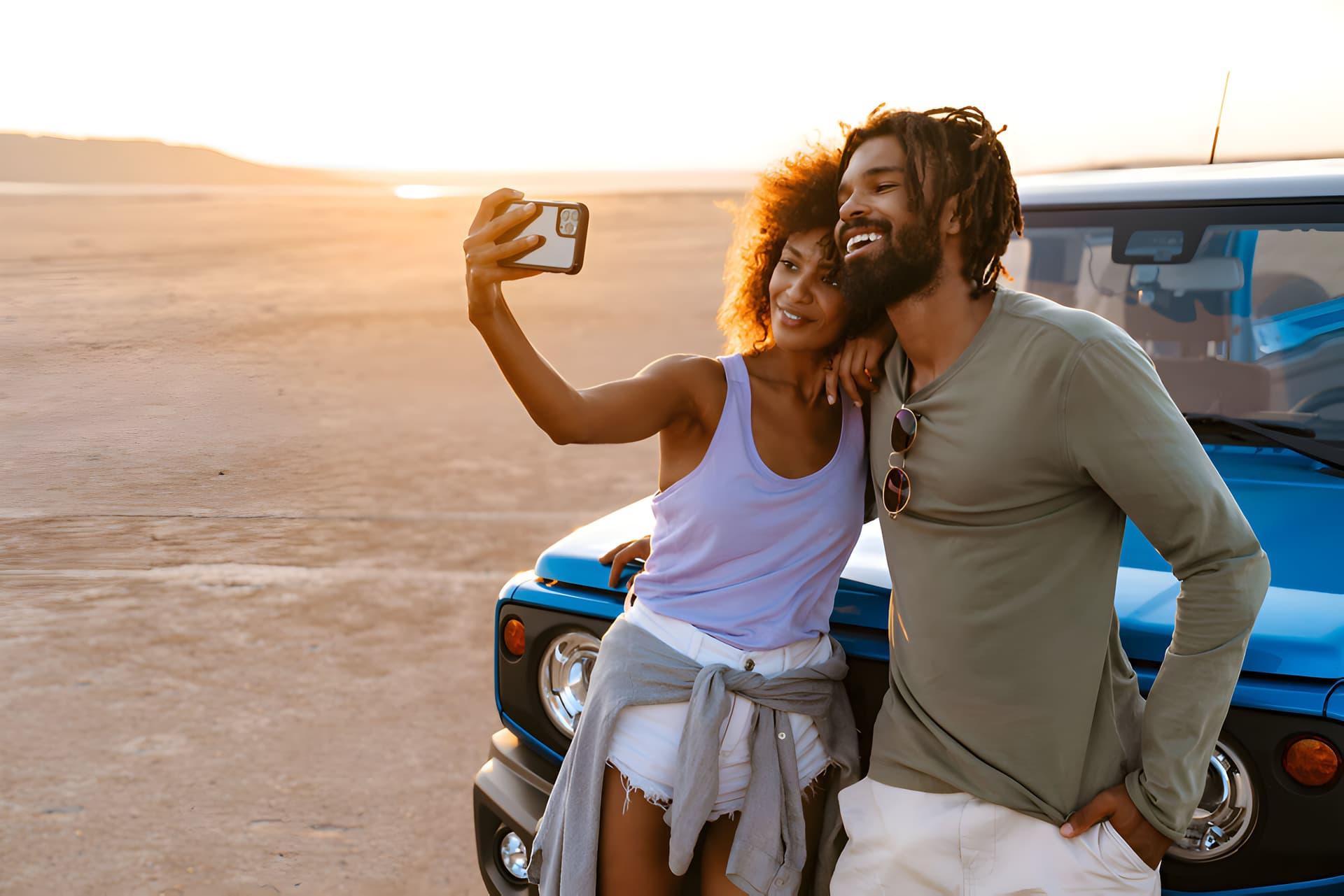 Avoid High Roaming Charges: Essential International Roaming Tips for UK travelers in Tunisia